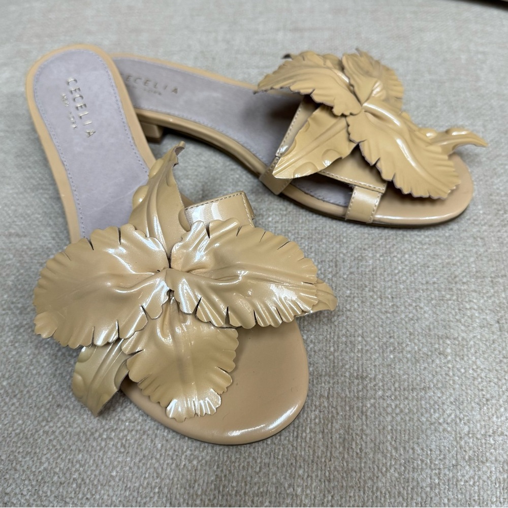 Cecelia New York | NWOB | Lila | Sandals | Tan Patent | 8